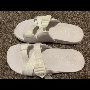 Chaco’s slides, Chillos. Women’s Size 8. White.